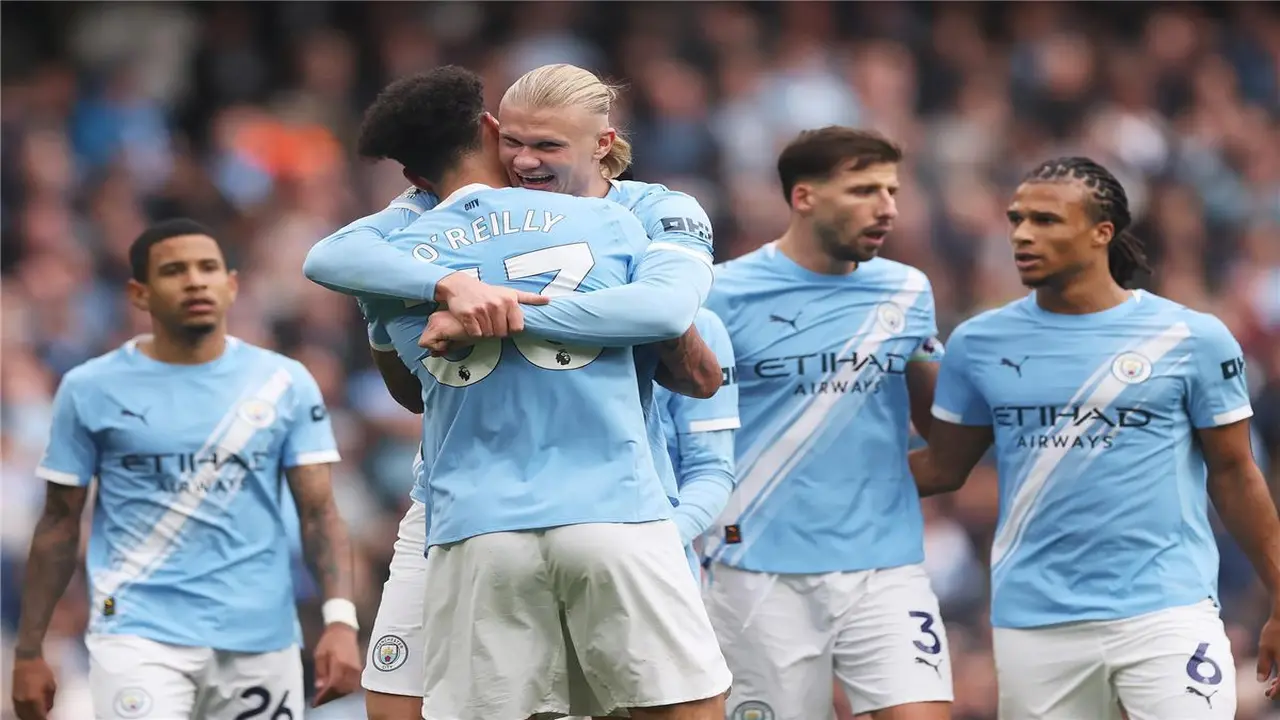 مانشستر سيتي يتقدم بعرضٍ جديد لتمديد عقد لاعبه لمنعه من الانضمام إلى ريال مدريد